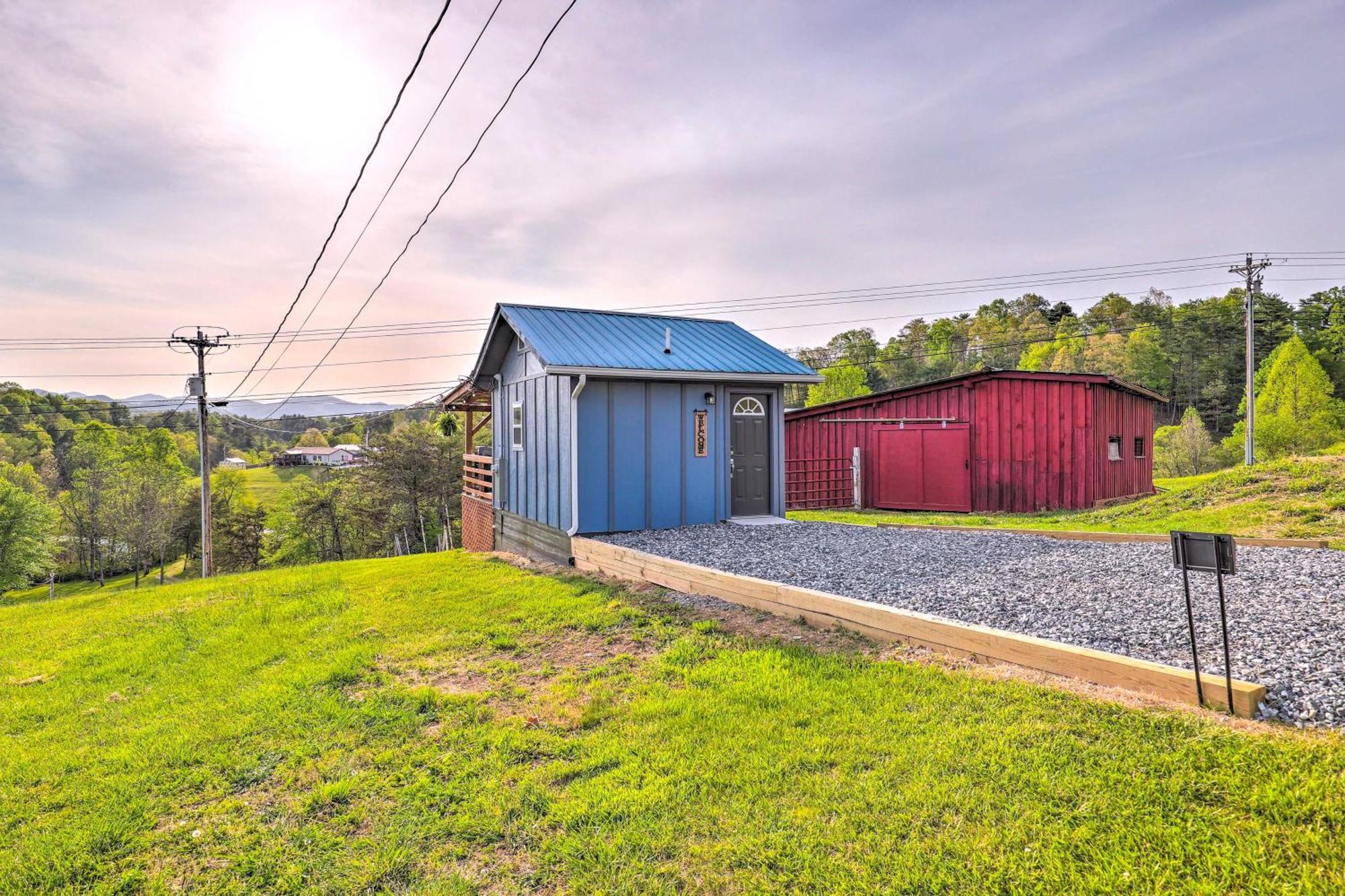 Marshall Studio With Loft, Hot Tub And Views! Exterior photo