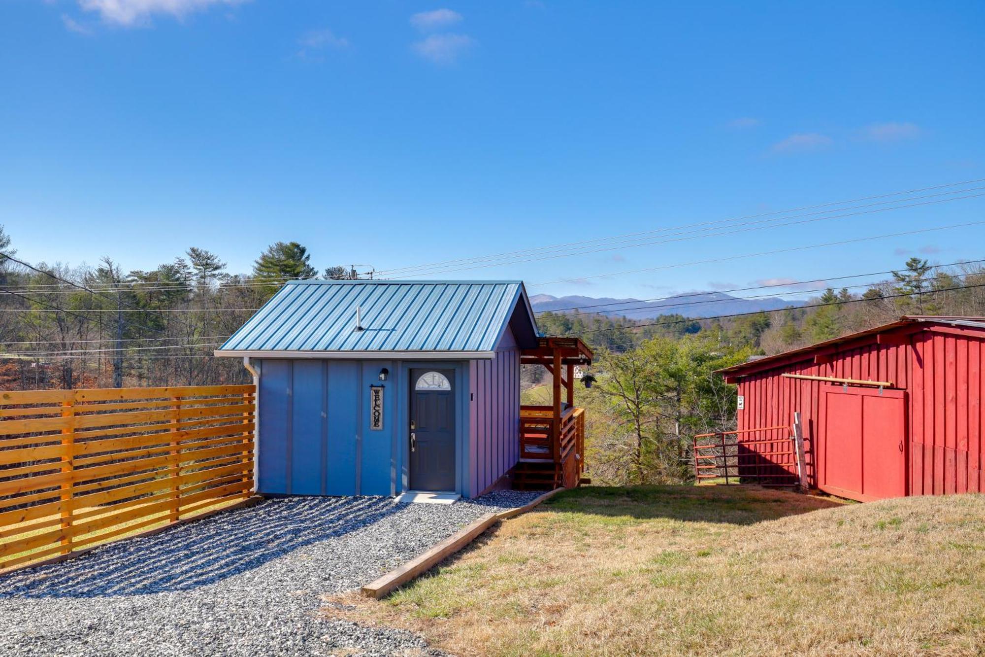 Marshall Studio With Loft, Hot Tub And Views! Exterior photo