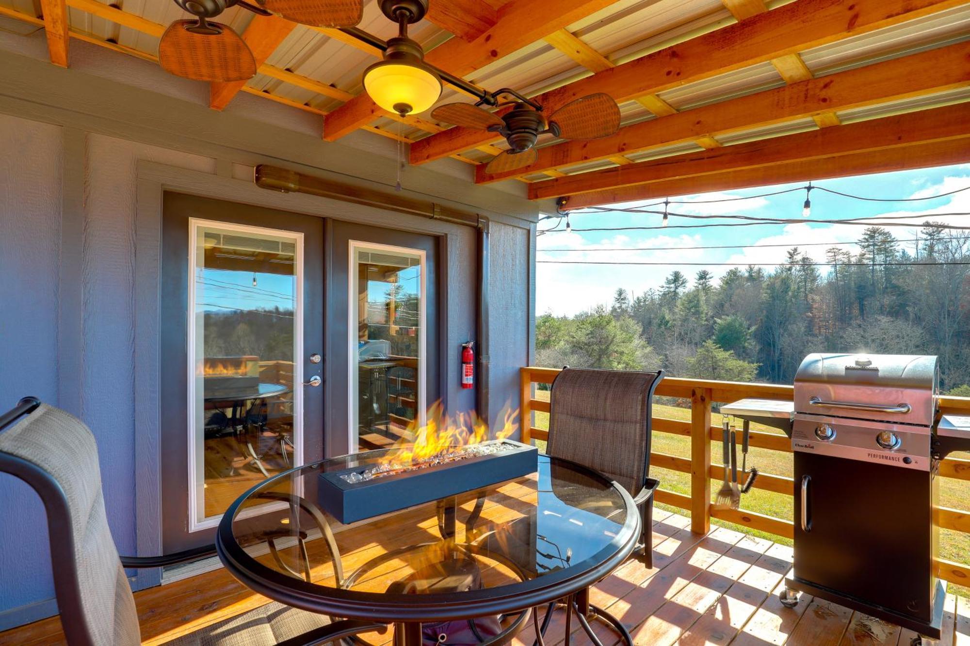 Marshall Studio With Loft, Hot Tub And Views! Exterior photo